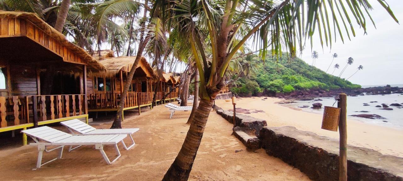 Sea Front Cottages Little Khola Cola Exterior foto
